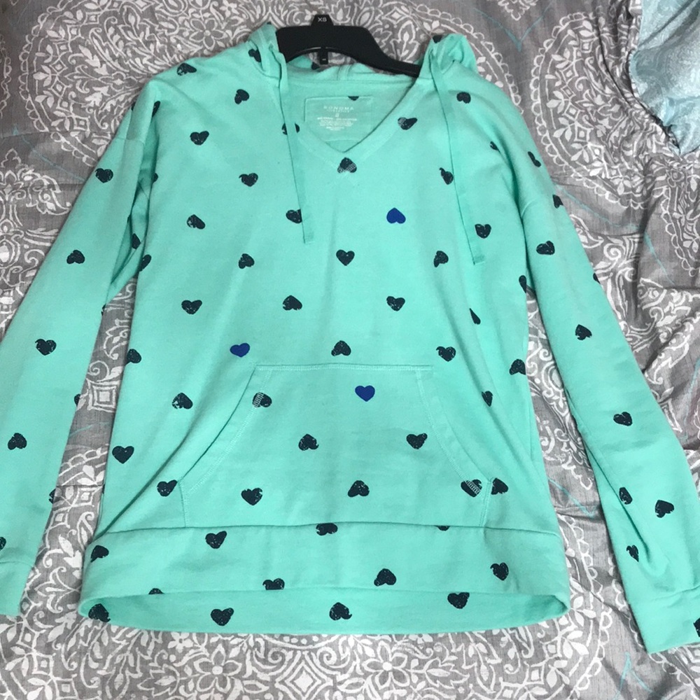 Sweatshirt